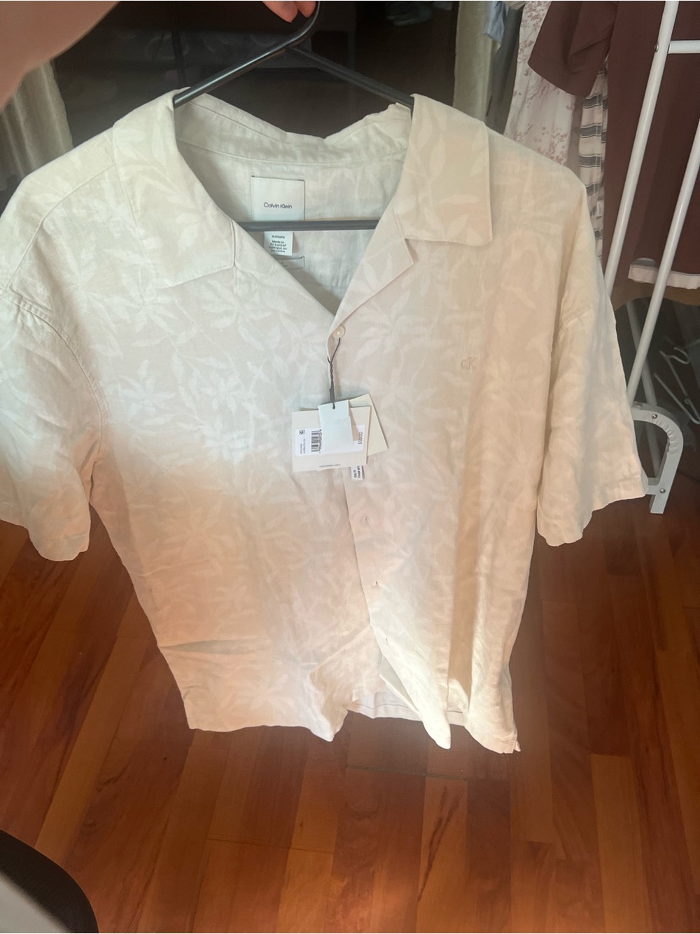Calvin Klein Men’s Cream Short-Sleeve Button-Up Shirt